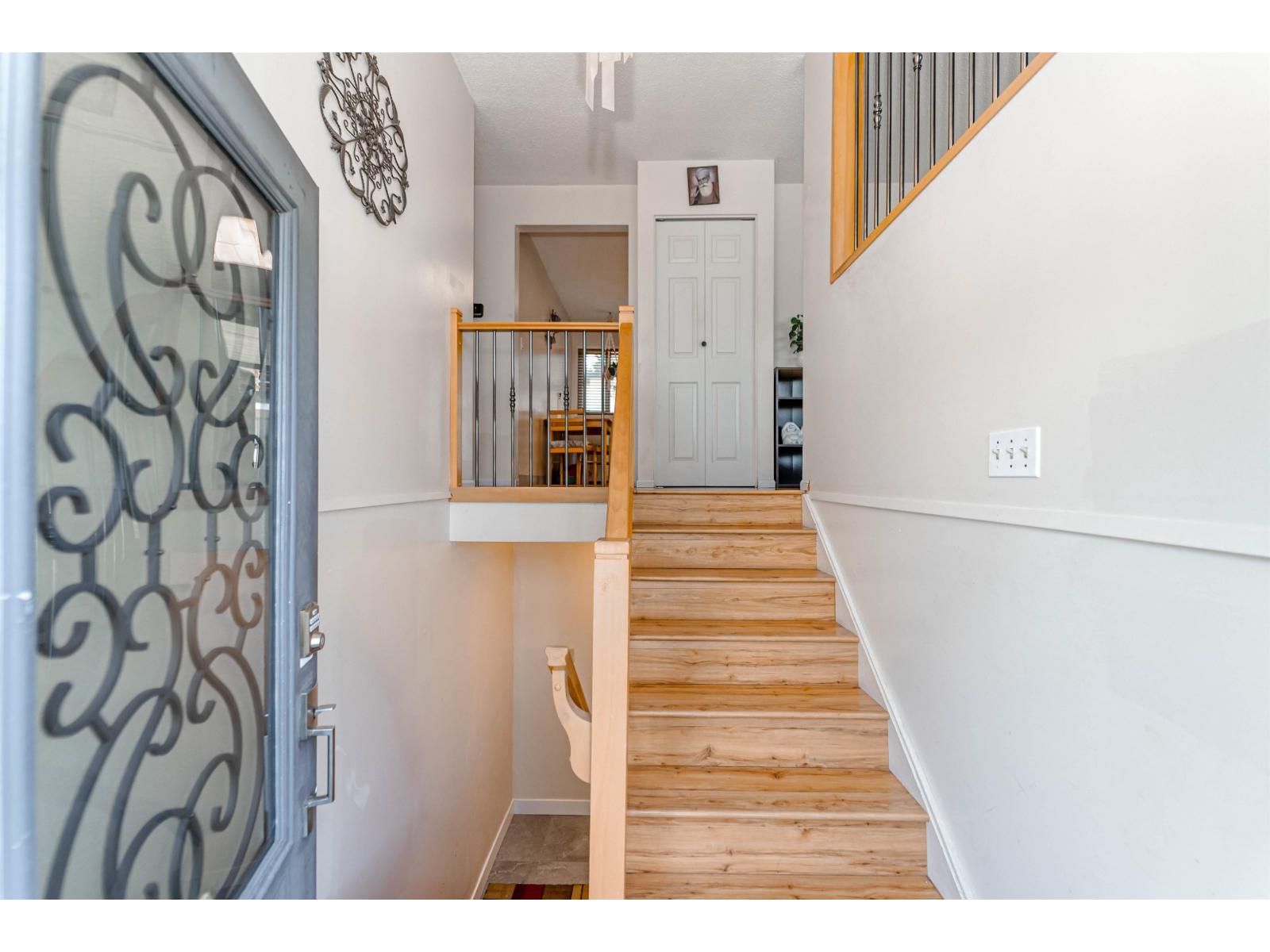 2104 BAKERVIEW STREET, Abbotsford, BC photo 5