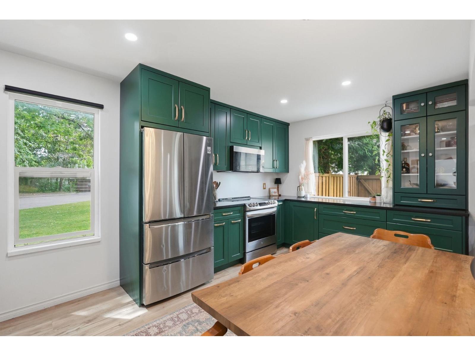 140 27456 32 AVENUE, Langley, BC photo 3