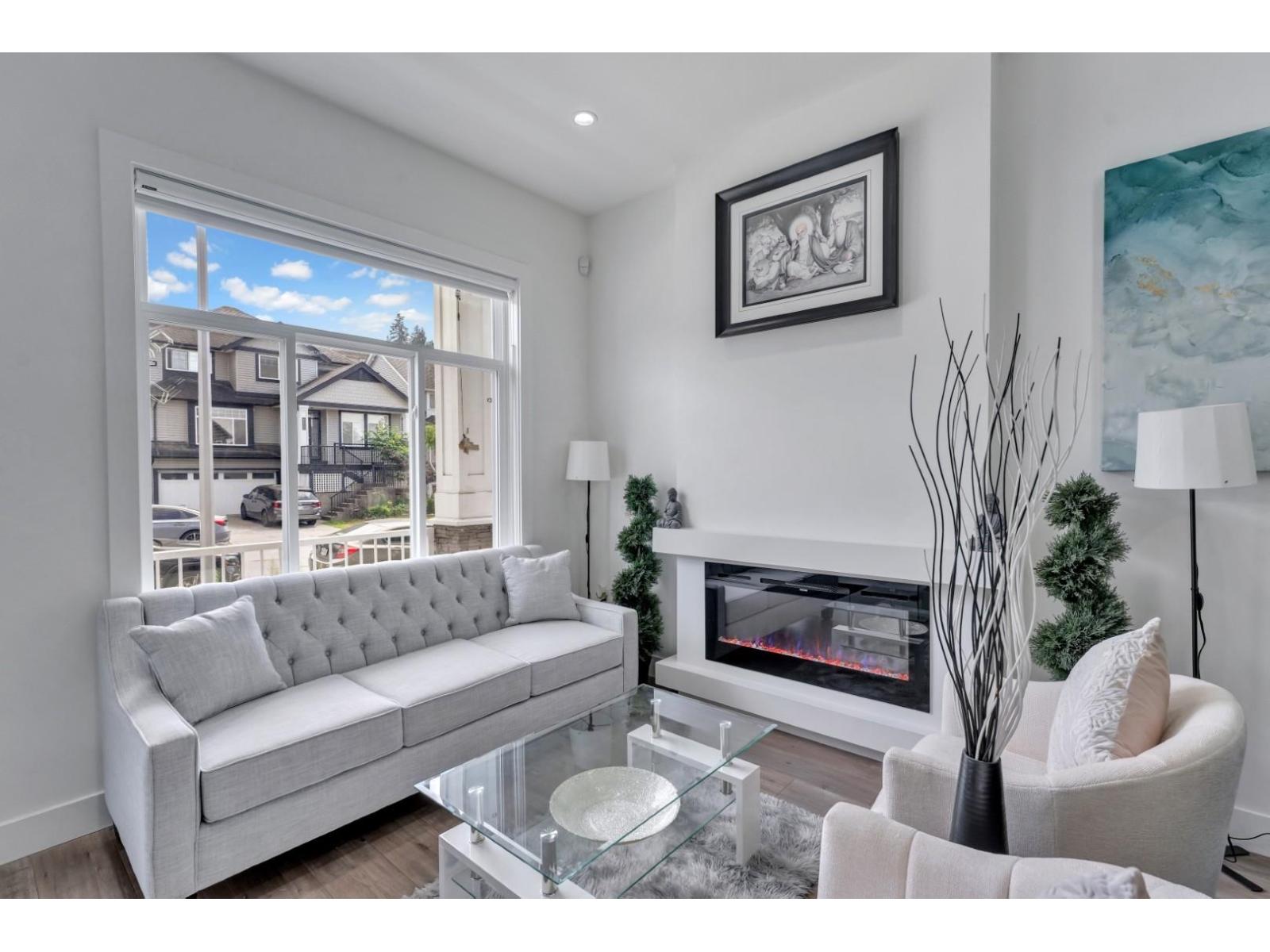 14745 62 AVENUE, Surrey, BC photo 4