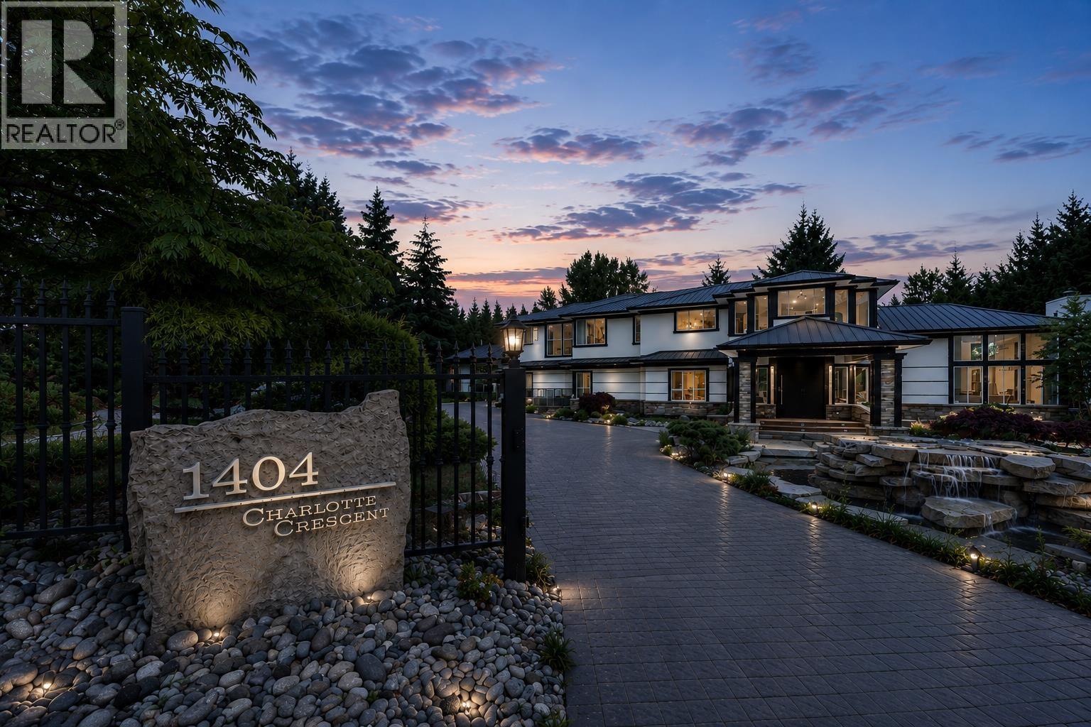 1404 CHARLOTTE CRESCENT, Anmore, BC photo 2
