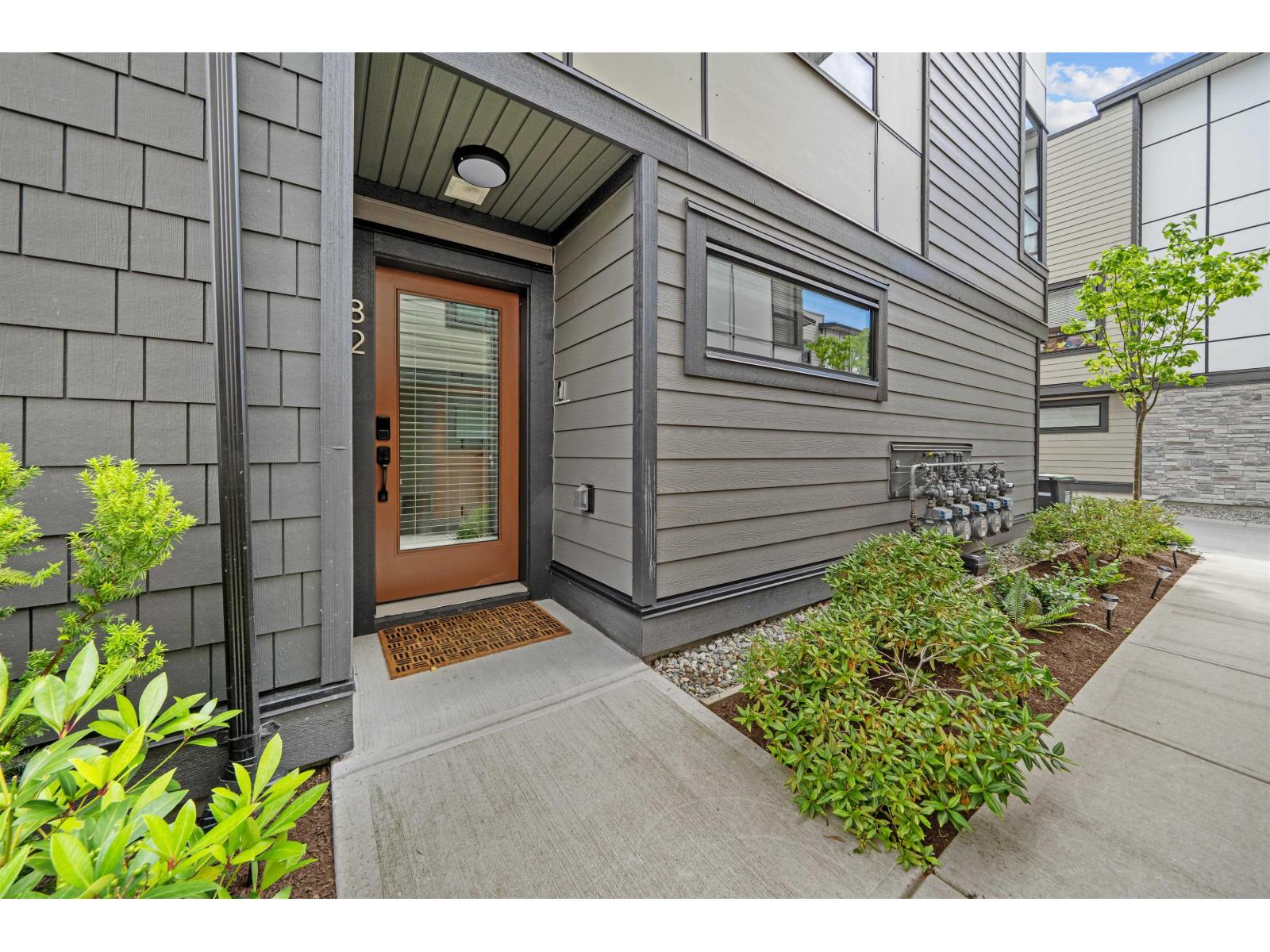 82 20150 81 AVENUE, Langley, BC photo 2