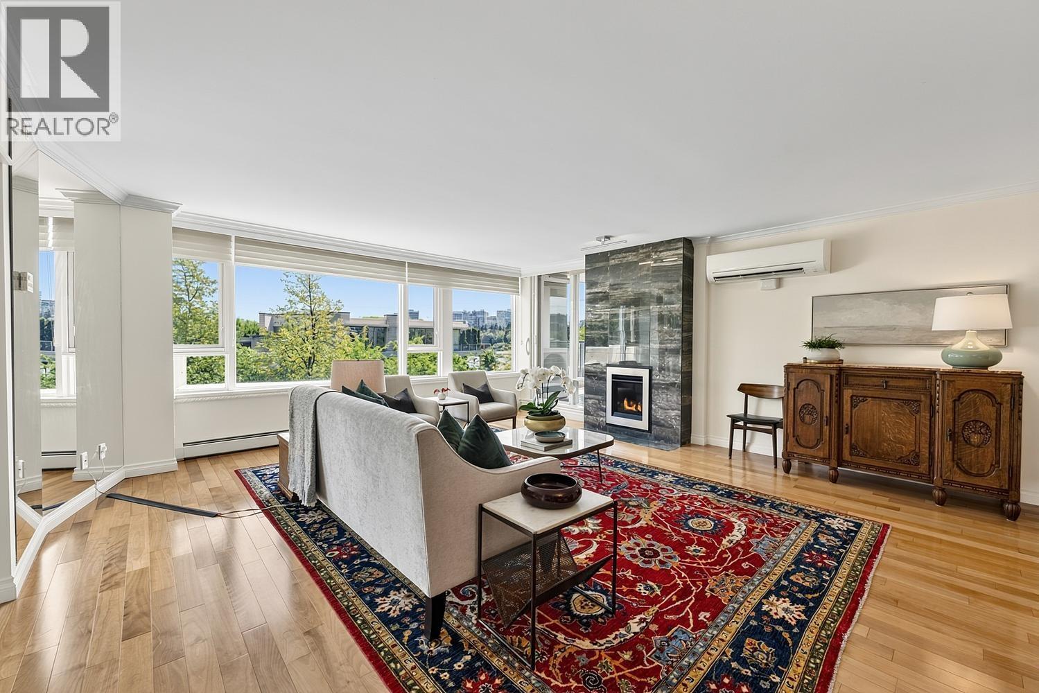 306 1383 MARINASIDE CRESCENT, Vancouver, BC photo 4
