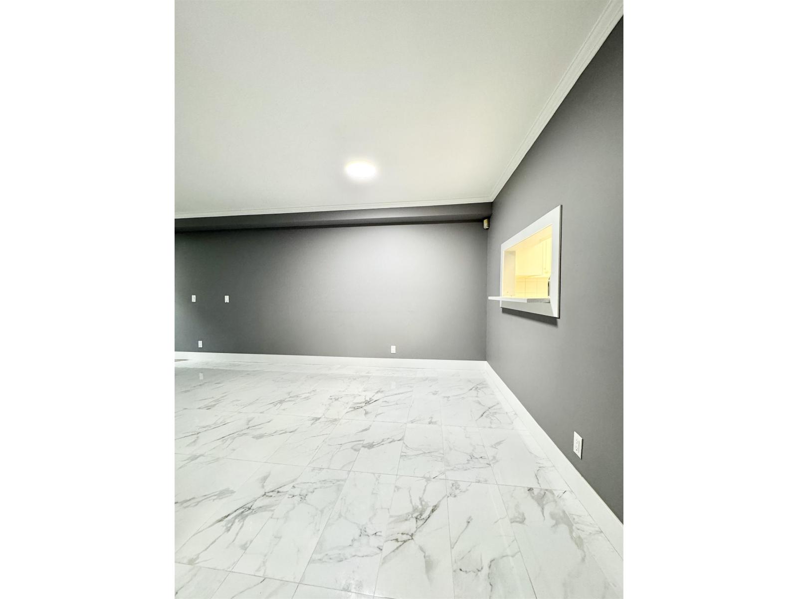 104 9865 140 STREET, Surrey, BC photo 2