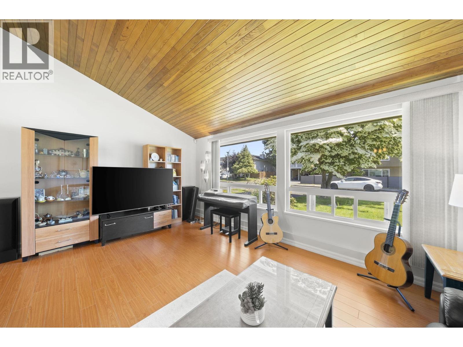 10311 HOLLYMOUNT DRIVE, Richmond, BC photo 2