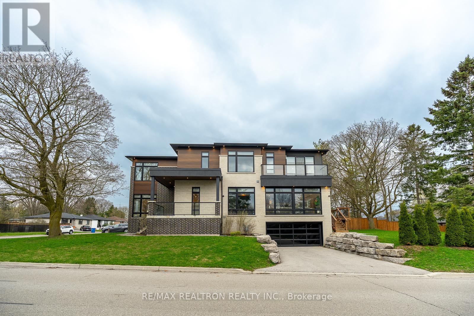 70 COLLINS CRESCENT
