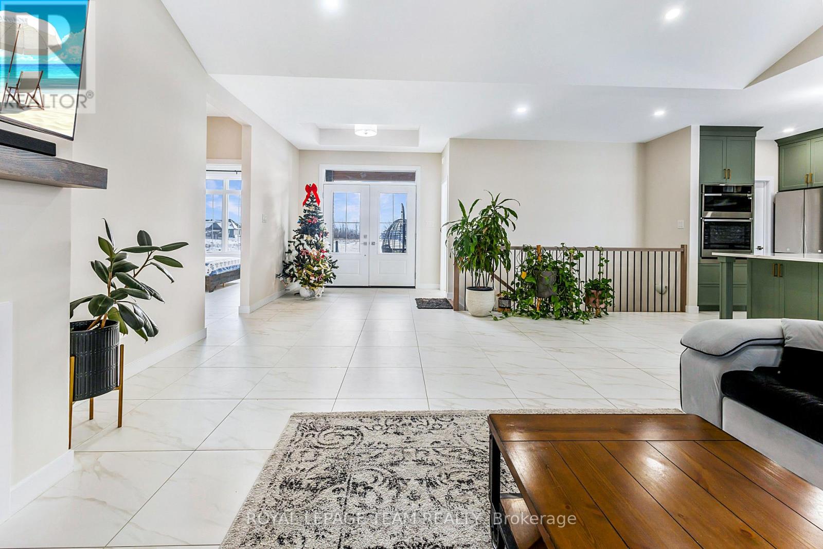 For sale: 224 TRUDEAU CRESCENT, Russell, Ontario K4R1E5