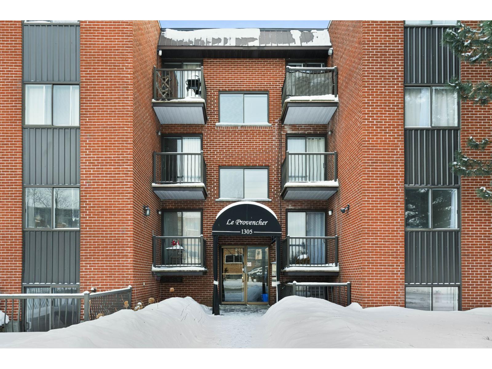 For sale: 1305 Boul. Provencher, #5, Brossard, Quebec J4W1Z3