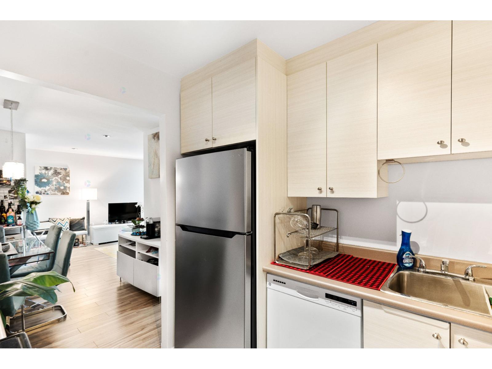 For sale: 1305 Boul. Provencher, #5, Brossard, Quebec J4W1Z3
