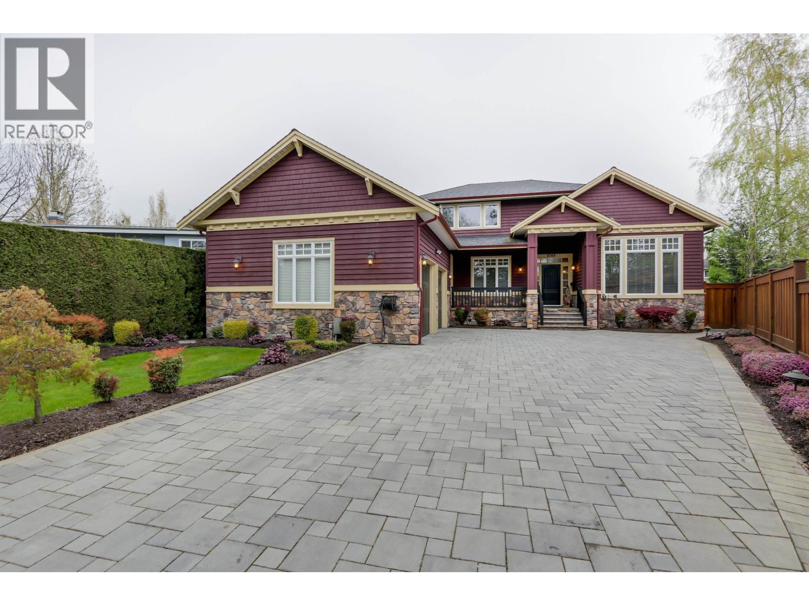 8760 FAIRDELL CRESCENT