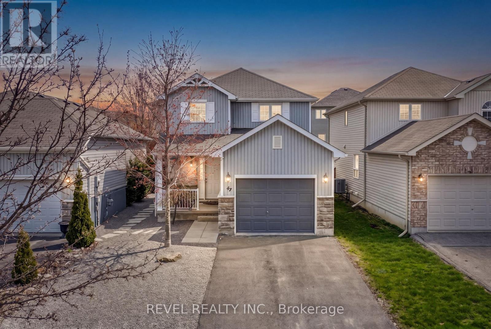 47 LISBETH CRESCENT