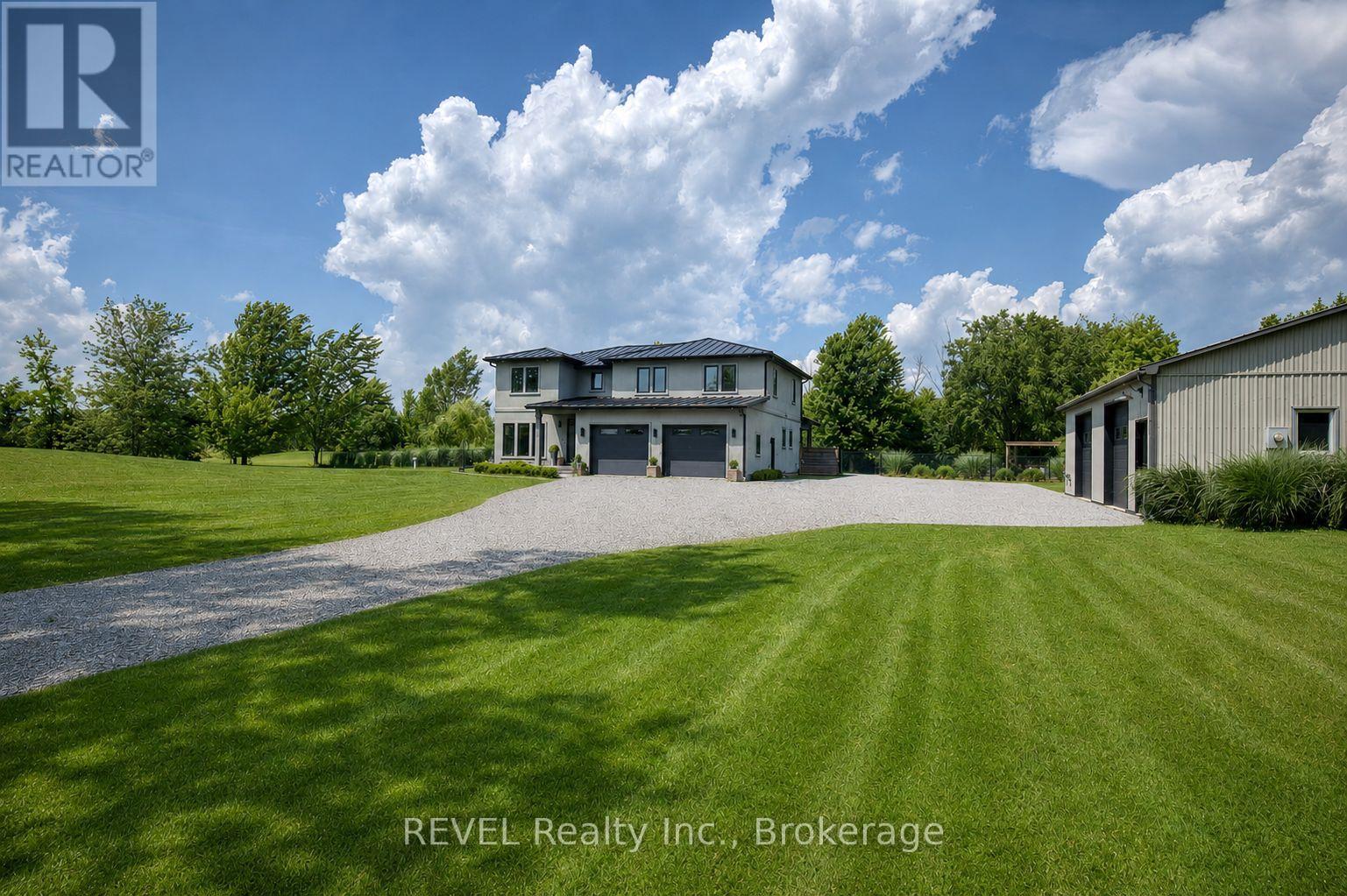 for-sale-1009-canboro-road-pelham-fenwick-ontario-l0s1c0