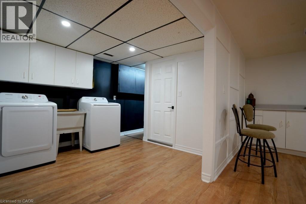 伦敦 South X 独立错层屋 3+1卧3卫 1300 sqft 带全装修地下室 - 32