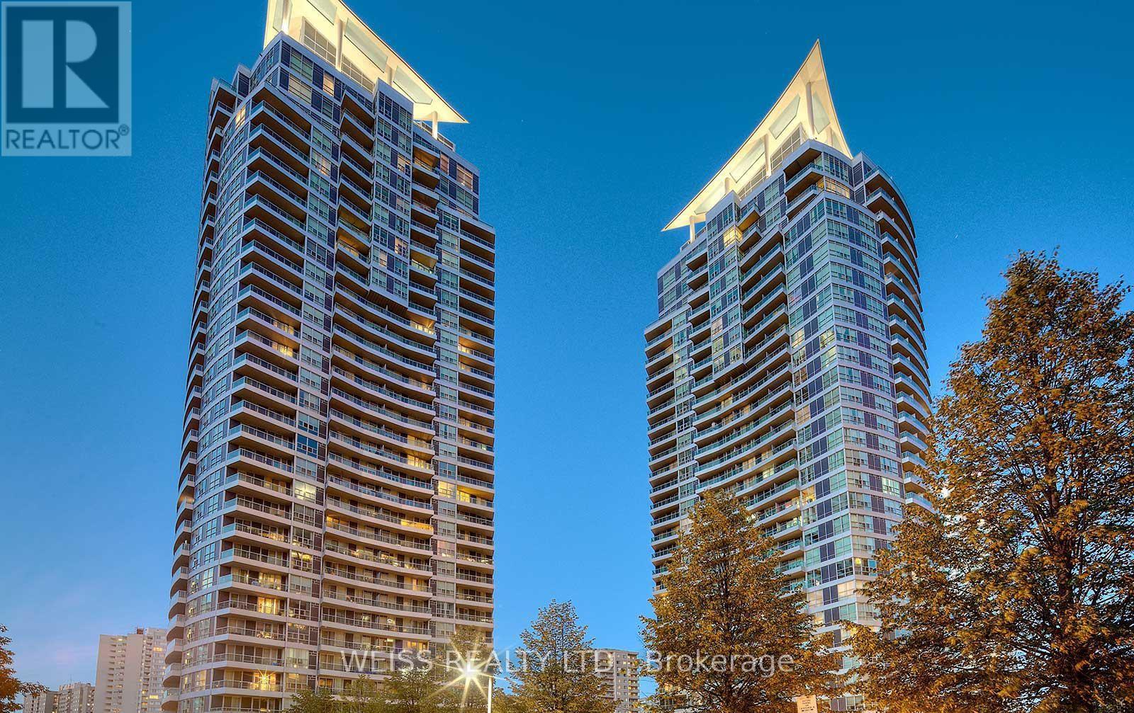 310 - 33 ELM DRIVE