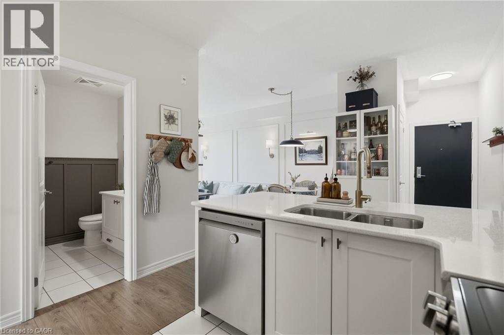 Oakville River Oaks 精装角位公寓镇屋 2卧2卫带大露台 - 12