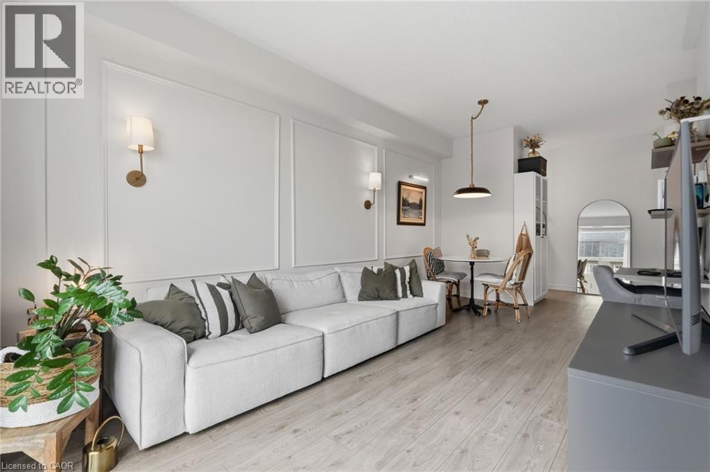 Oakville River Oaks 精装角位公寓镇屋 2卧2卫带大露台 - 15