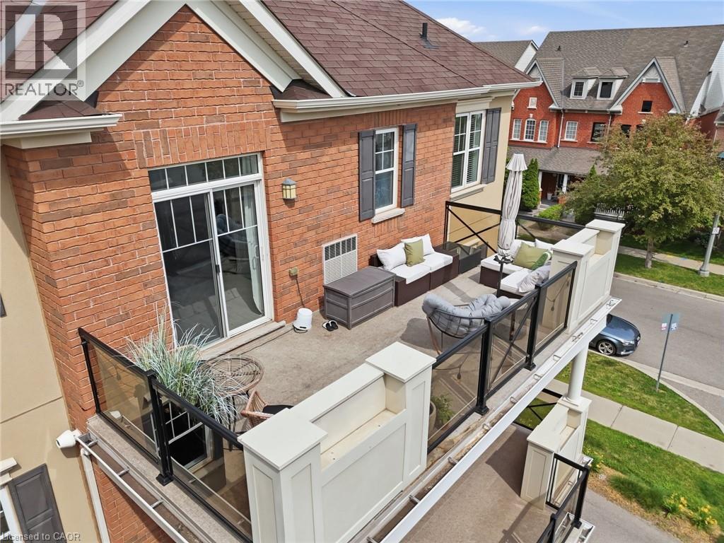 Oakville River Oaks 精装角位公寓镇屋 2卧2卫带大露台 - 33