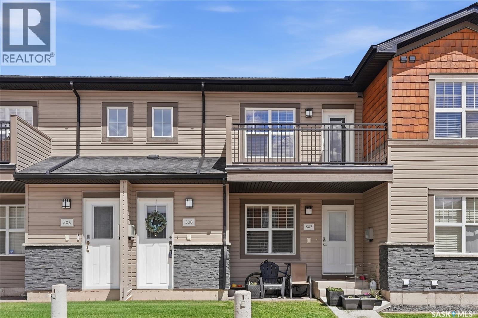 508 1015 Patrick CRESCENT