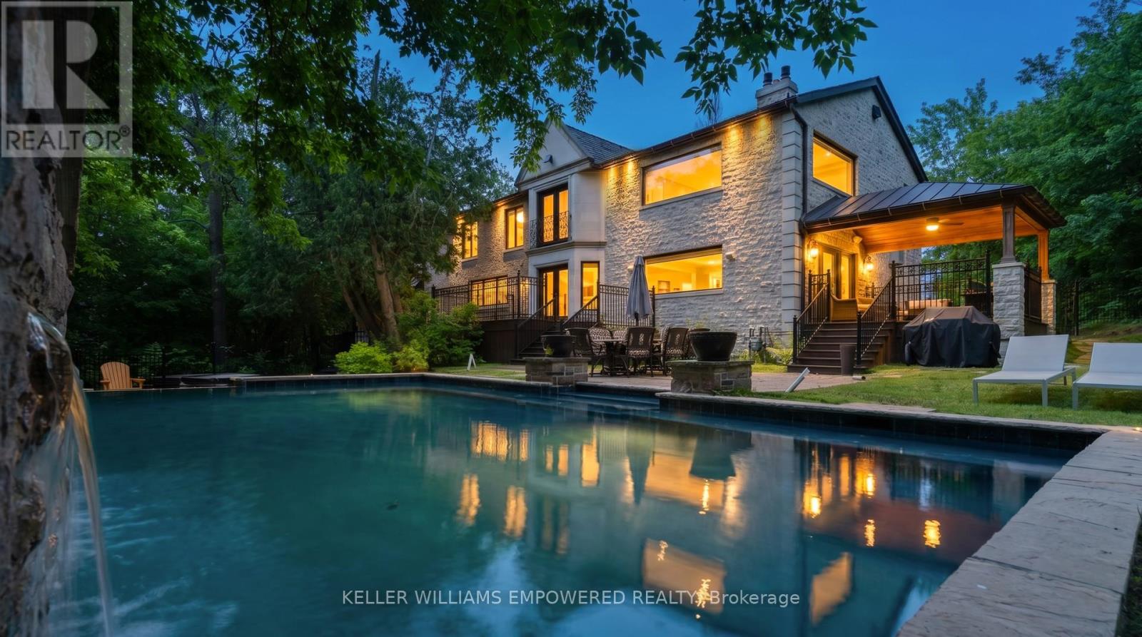 43 WOODLAND ACRES CRESCENT