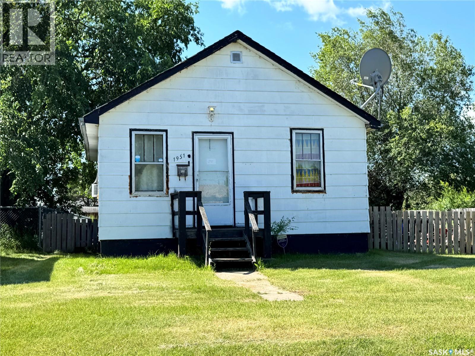 1951 14th STREET W