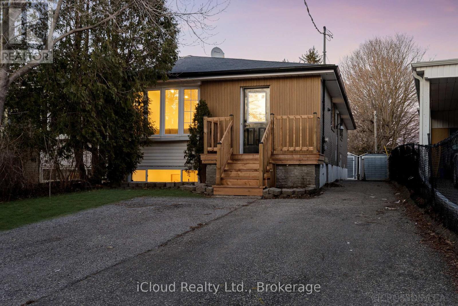 107 BAYVIEW PARKWAY