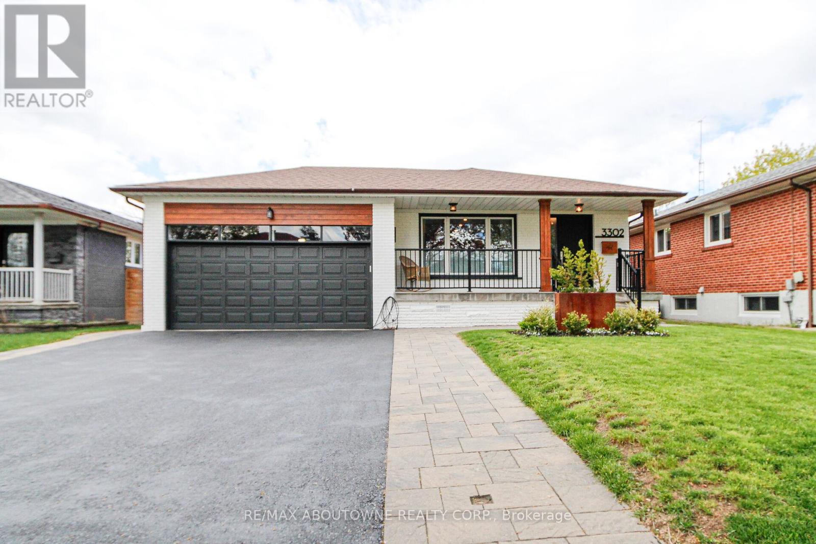 3302 CARDROSS ROAD