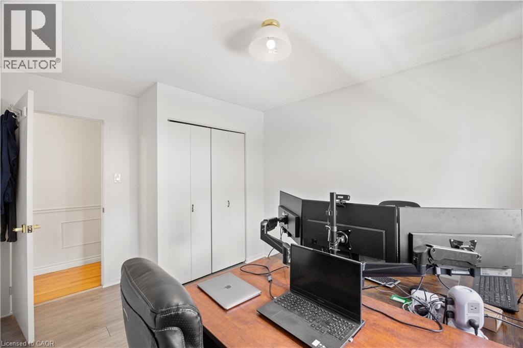 London Northwest 4卧4卫独立屋 带私人泳池 近西安大略大学 - 33