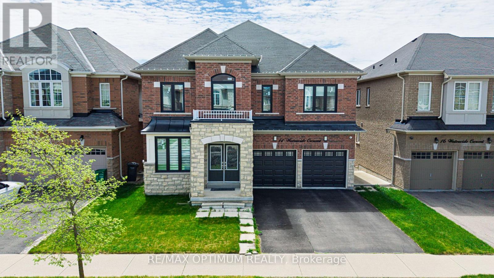 14 WATERWIDE CRESCENT