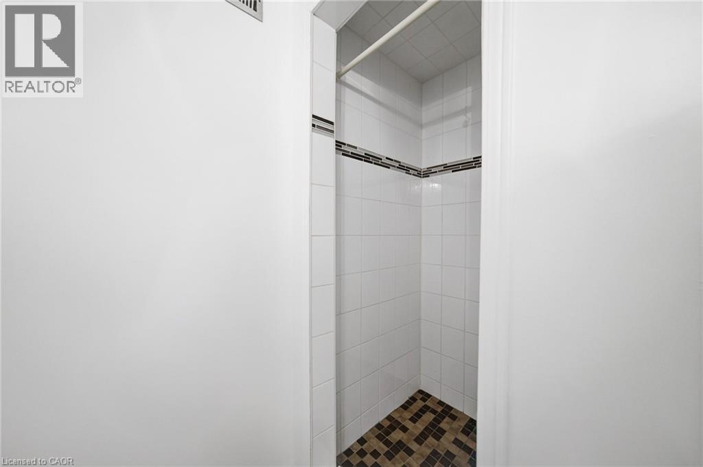 奥克维尔东南区3卧2.5卫独立屋,天窗全明地下室 - 29