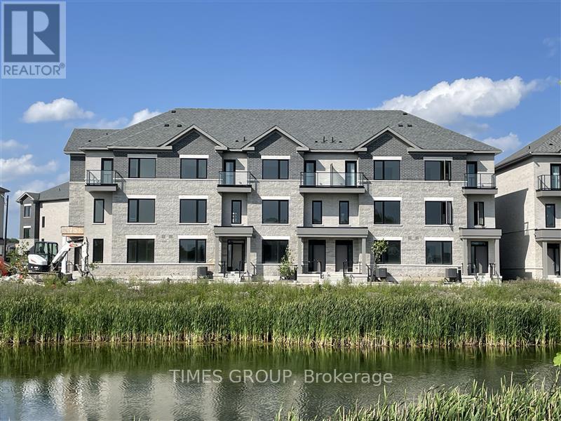 【Richmond Hill 全新4卧4.5卫联排镇屋|双车库|全装修地下室】