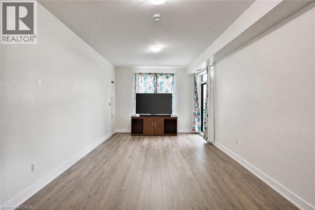 Oakville Uptown Core 顶层公寓|2+1卧2卫|现代精装 - 19