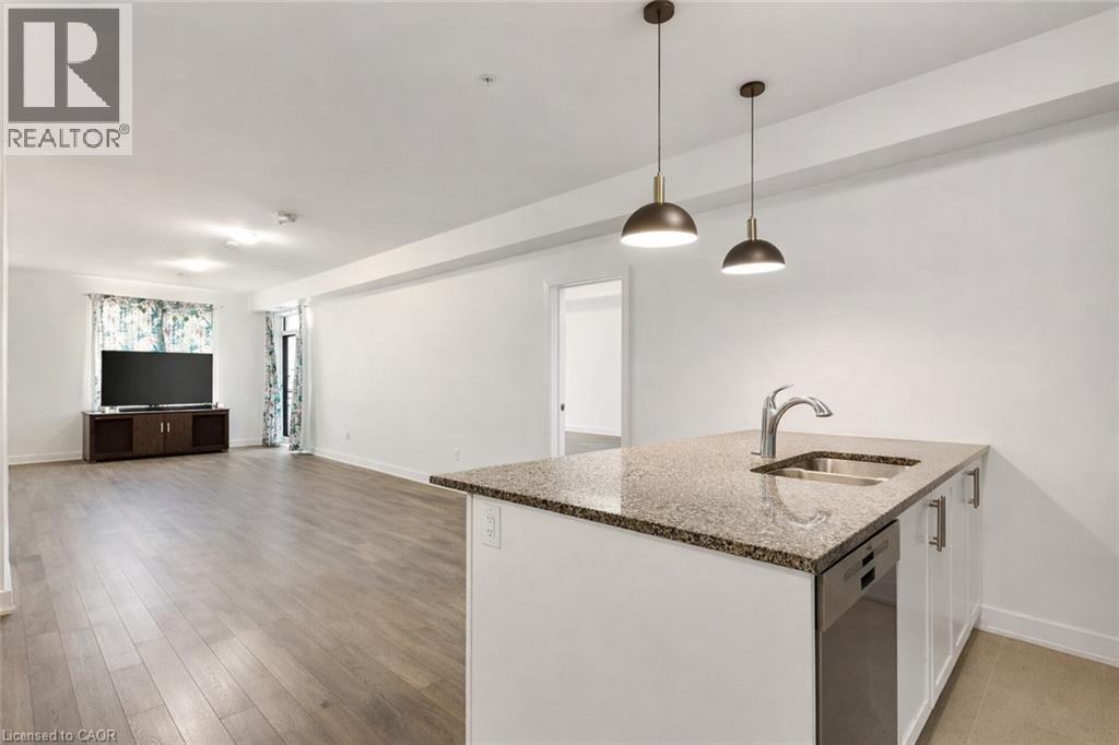 Oakville Uptown Core 顶层公寓|2+1卧2卫|现代精装 - 2