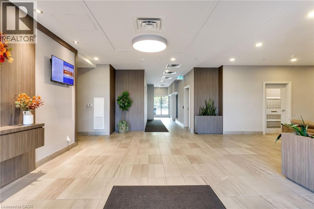 Oakville Uptown Core 顶层公寓|2+1卧2卫|现代精装 - 23