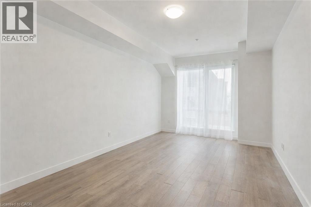 Oakville Uptown Core 顶层公寓|2+1卧2卫|现代精装 - 6