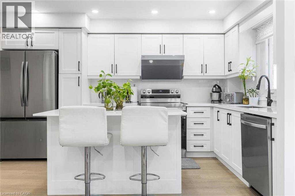 Oakville Iroquois Ridge North|4卧3.5卫全面翻新永久产权联排别墅 - 13