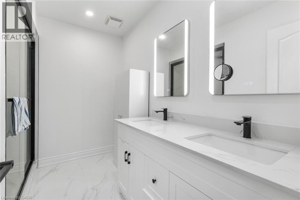 Oakville Iroquois Ridge North|4卧3.5卫全面翻新永久产权联排别墅 - 24