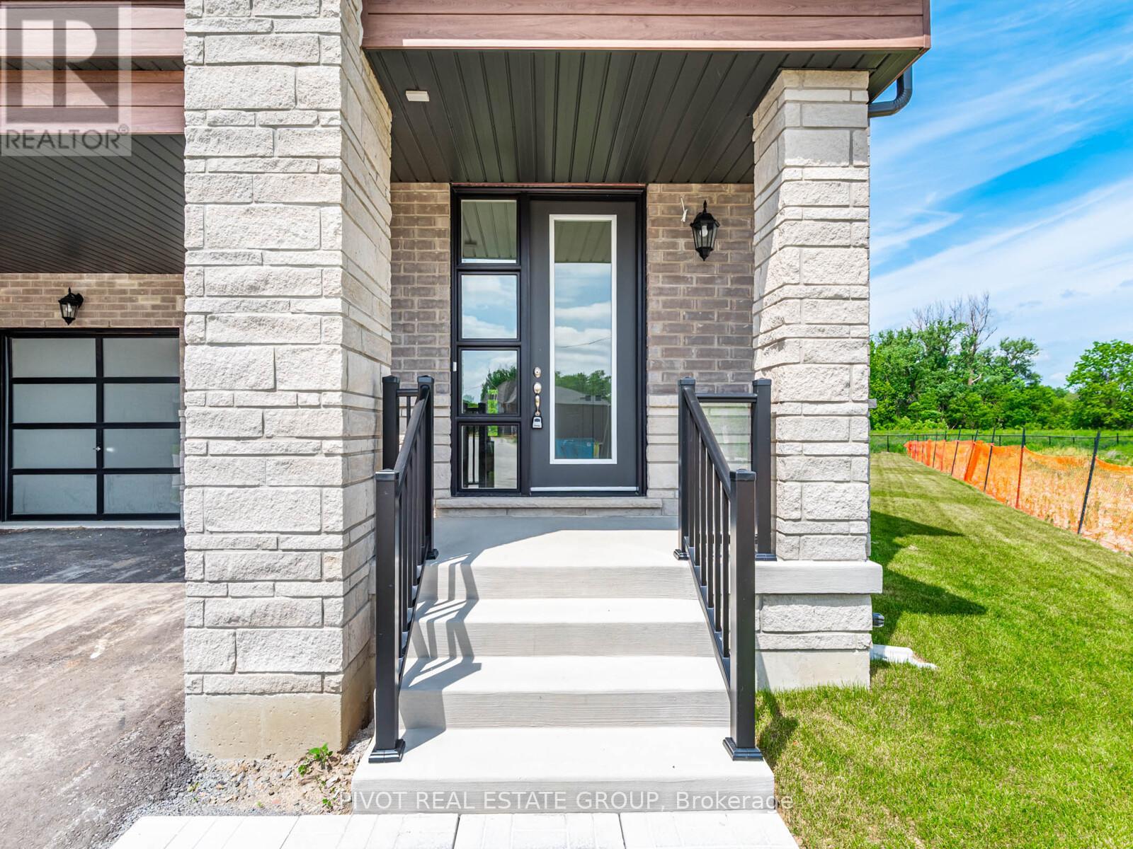 Richmond Hill Rural社区 全新独立屋 4卧5卫 近GO车站 - 3