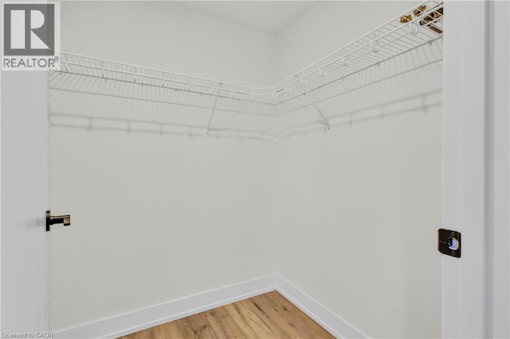 安省伦敦北区独立屋|合法地下室公寓|4卧4卫|可自住分租 - 32