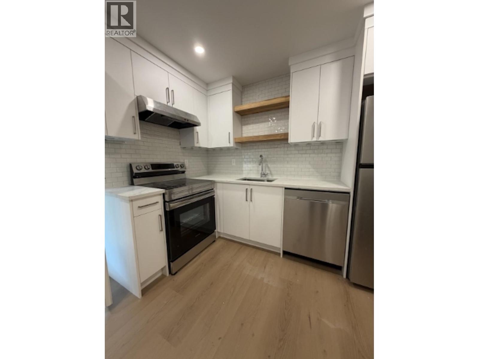 1631 EMERSON COURT