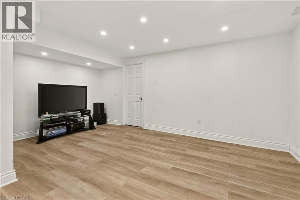 Oakville Lakeshore Woods 度假式独立屋,6卧5卫,私家盐水泳池 - 31