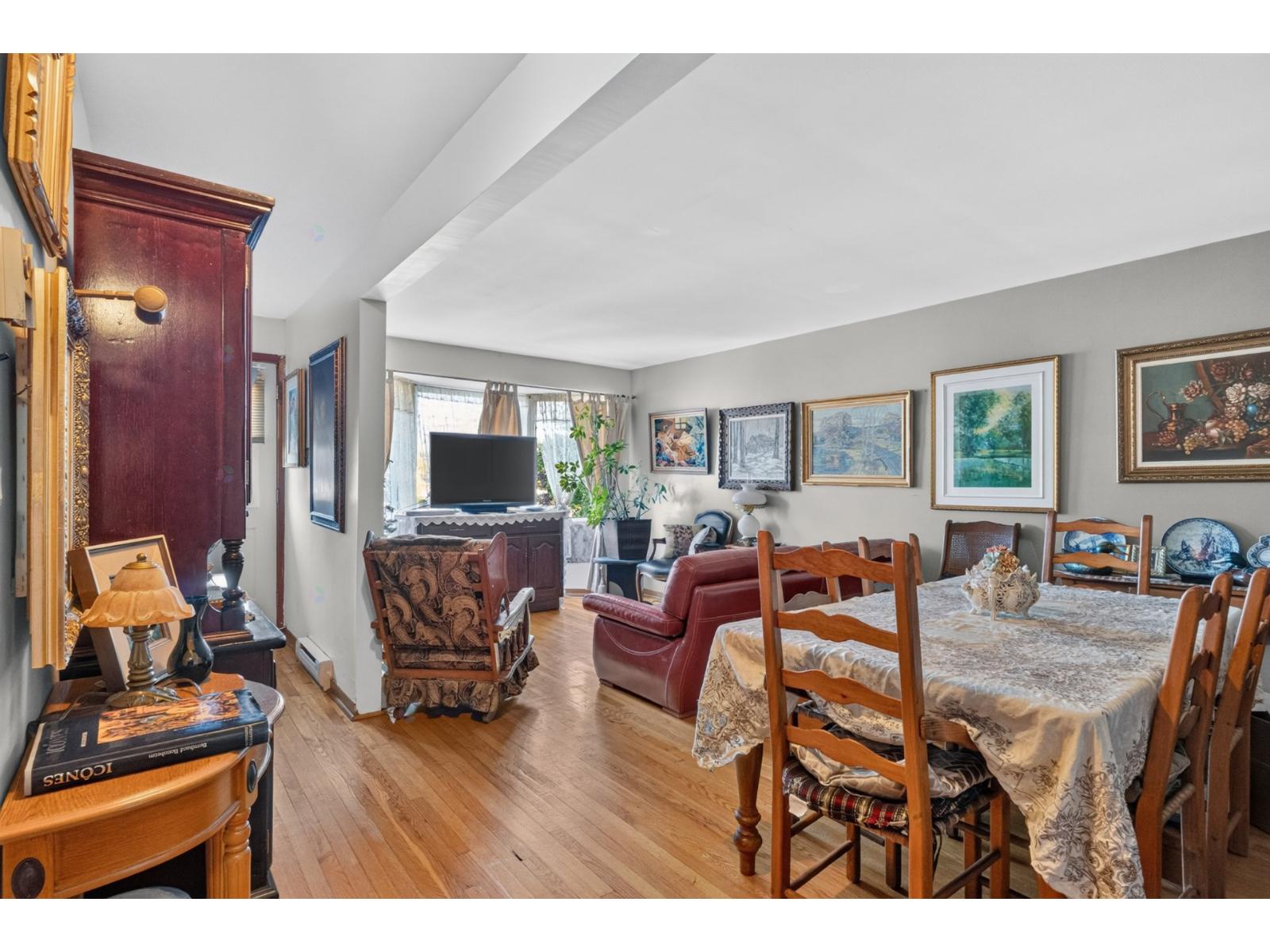 For sale: 6315-6317 Av. Aumont, Brossard, Quebec J4Z1E9 - 16426900