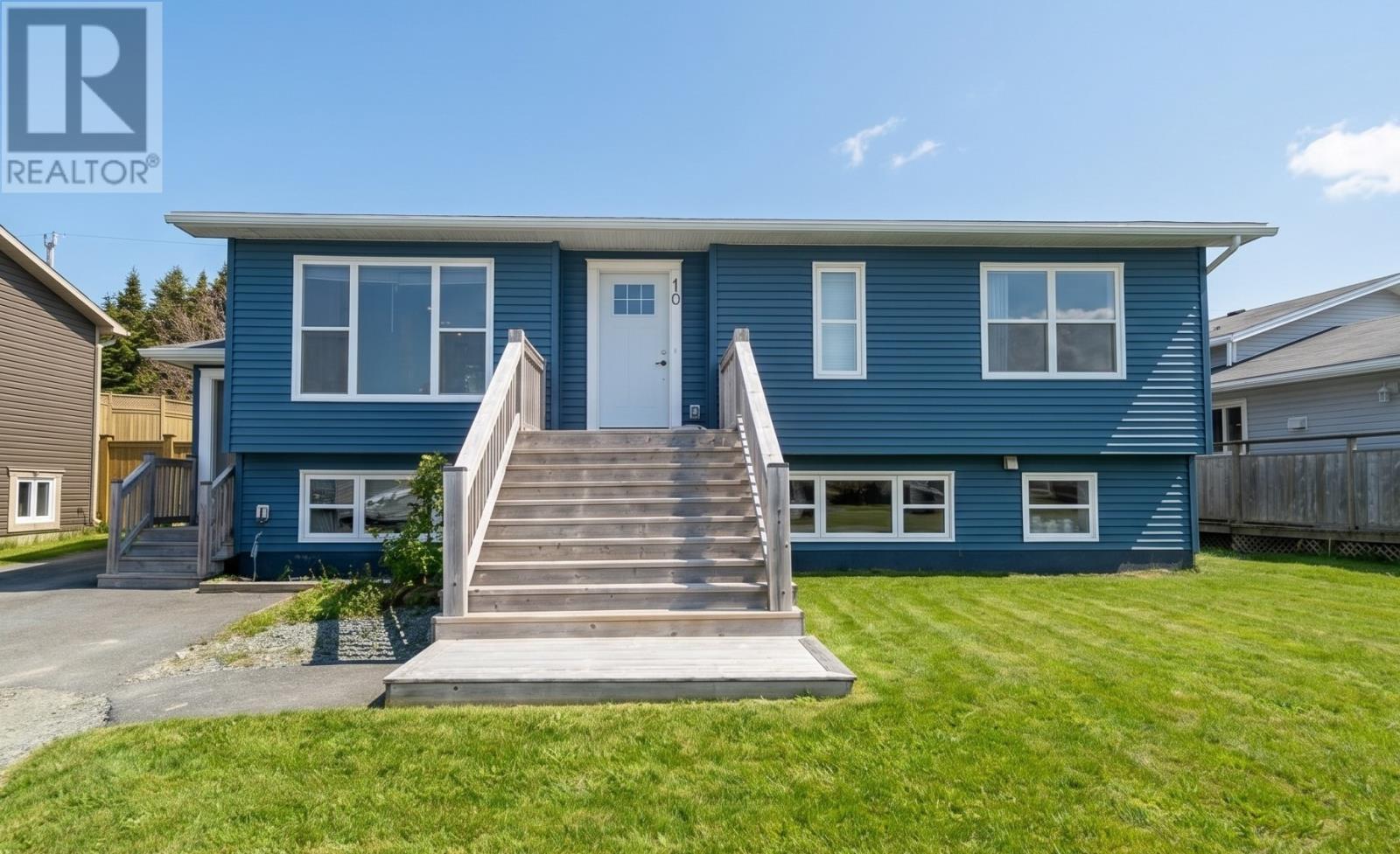10 Wyatt Boulevard