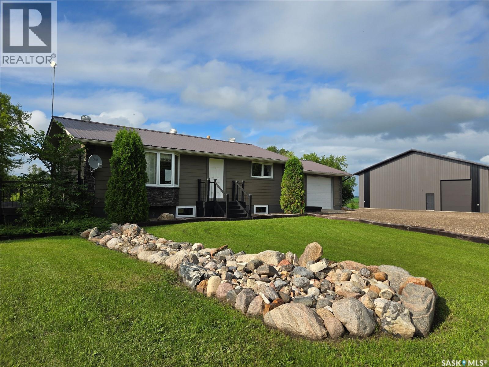 Kozmech Acreage