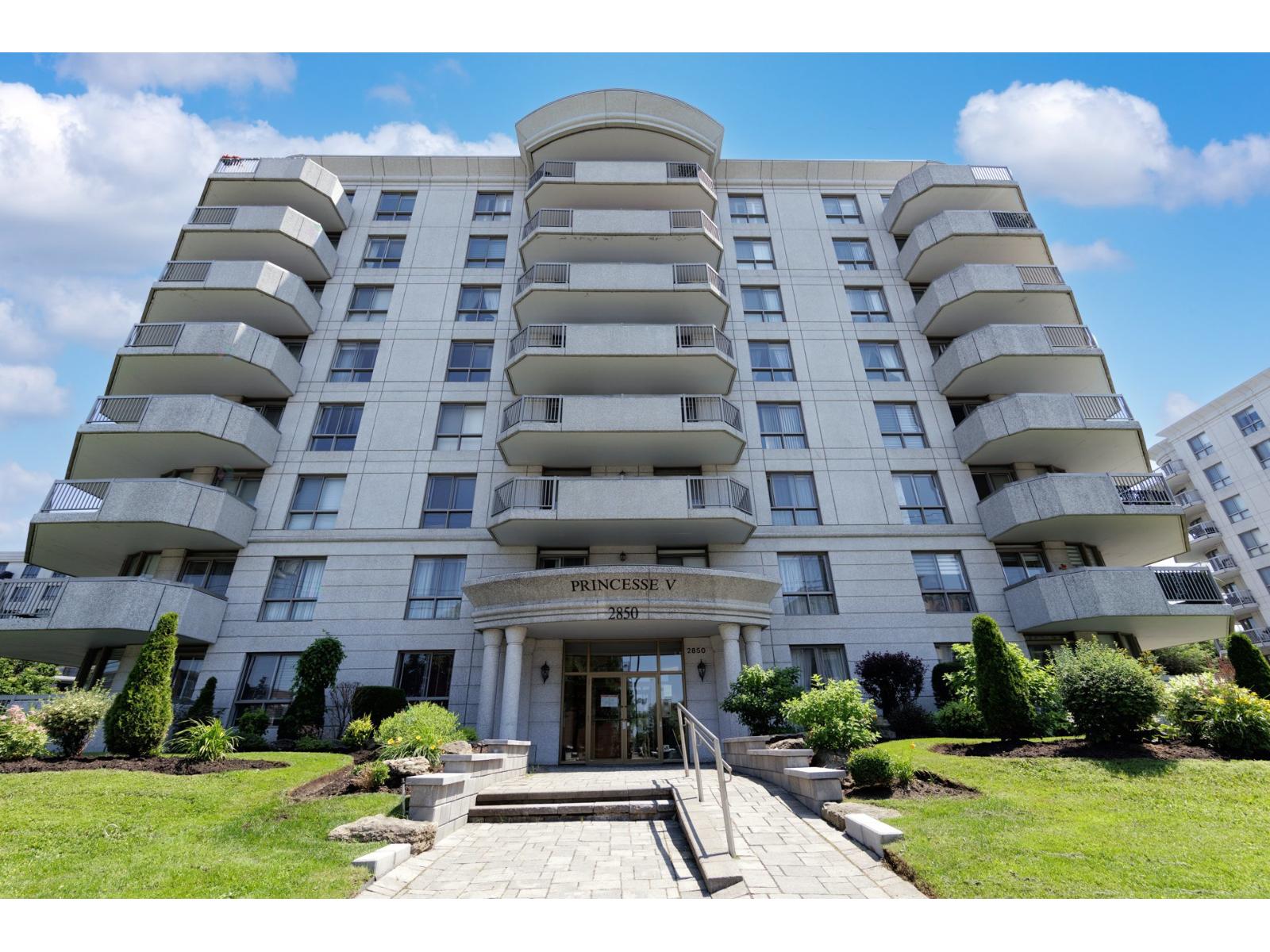 2850 Boul. de la Côte-Vertu