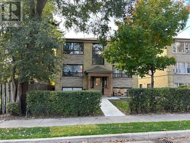 44 ALBERT AVENUE