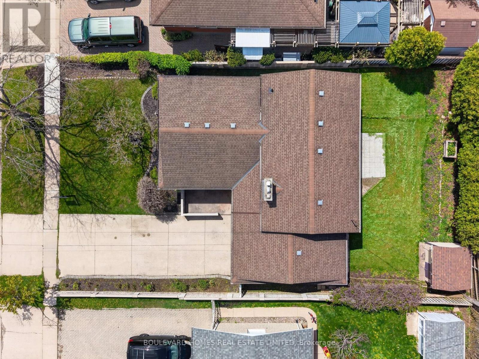 For sale: 66 WATT AVENUE, Welland (Lincoln/Crowland), Ontario
