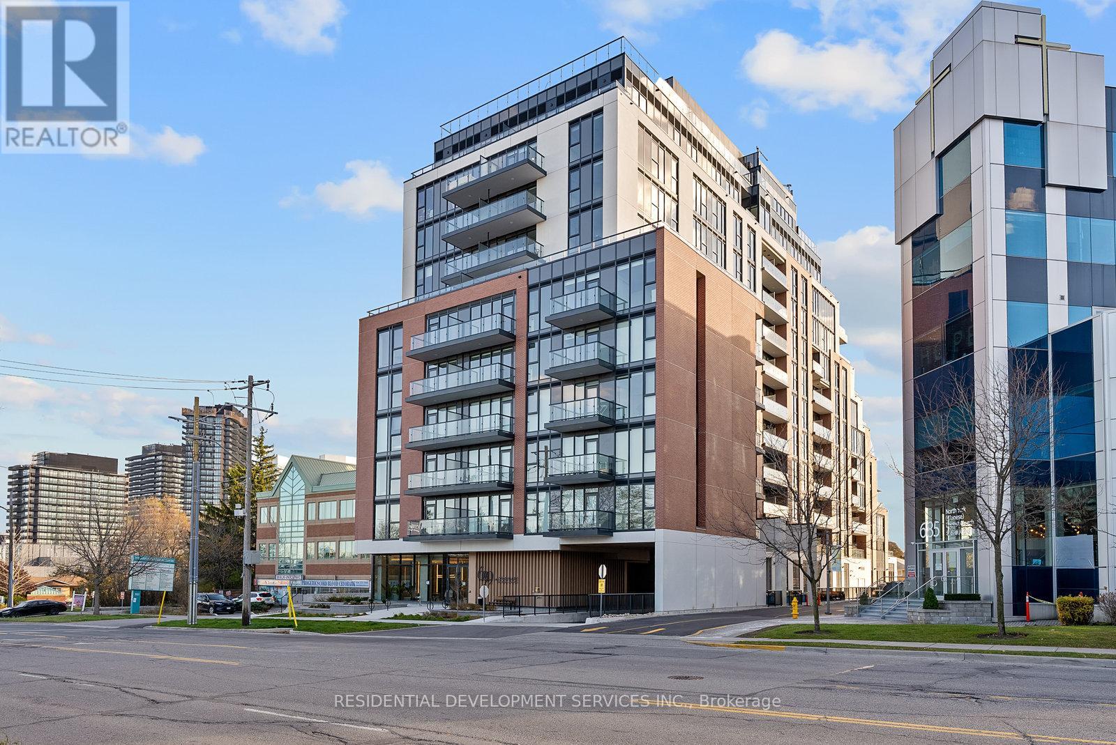 226 - 699 SHEPPARD AVENUE E