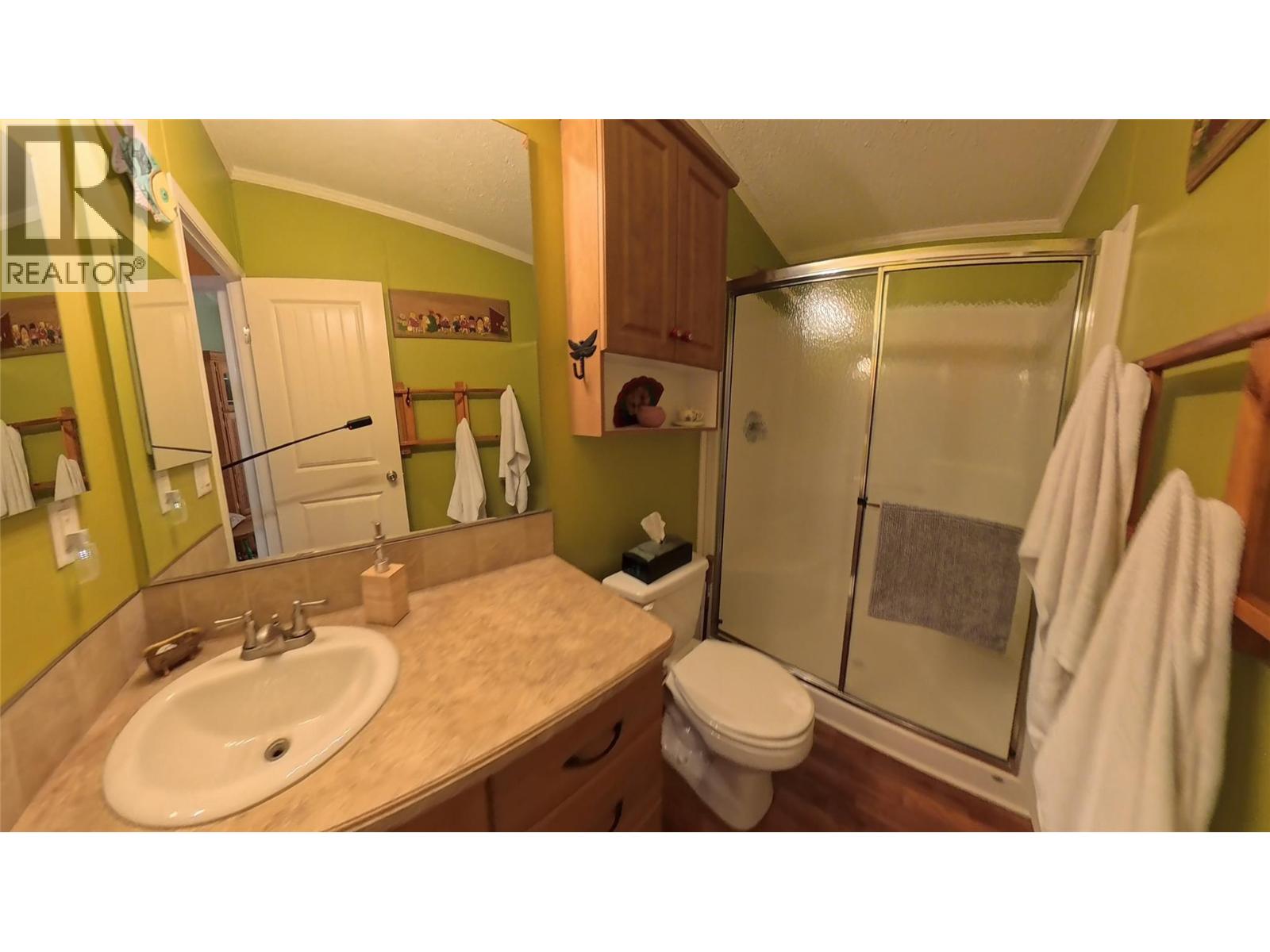 For sale: 1768 Victoria Avenue, Windermere, British Columbia