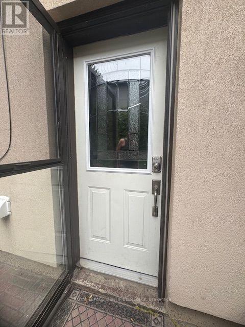 For rent: LOWER UNIT - 2171 CORSAIR ROAD, Mississauga (Cooksville