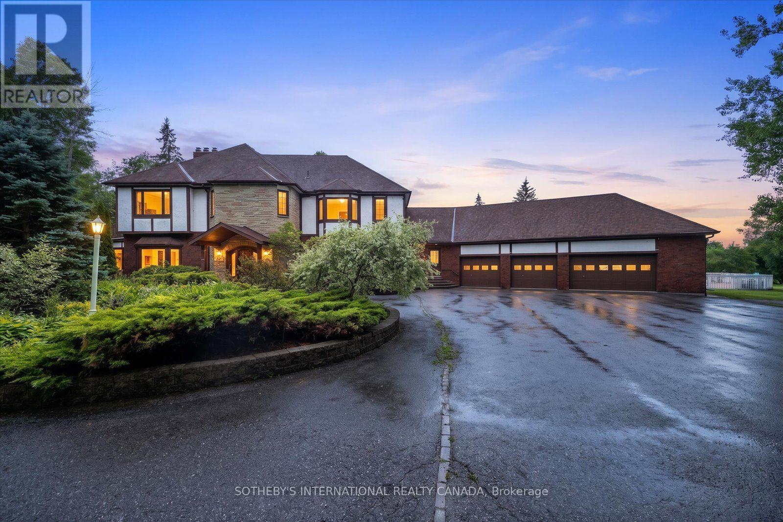 1515 HAWKSWOOD DRIVE