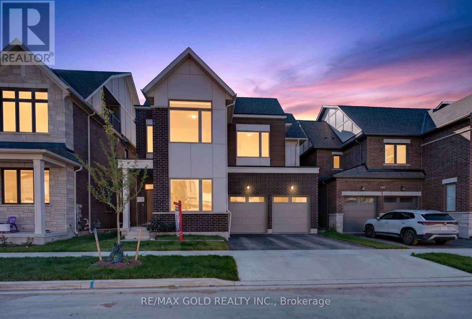 3288 MARINER PASS